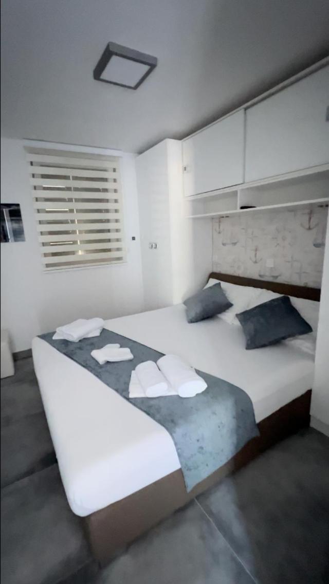 Mandy Apartman Baska  Exterior photo
